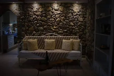 公寓 The Stone House *